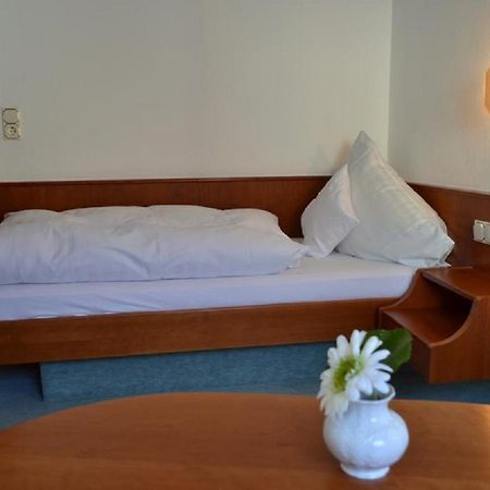 Hotel Hofgarten บาดบูเคา ภายนอก รูปภาพ