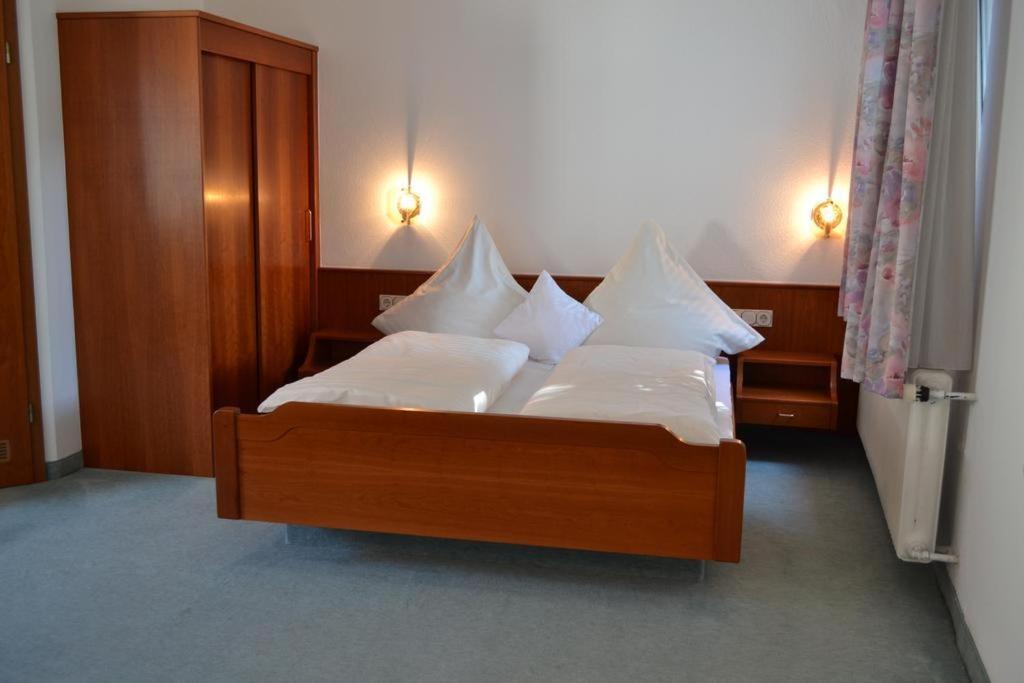 Hotel Hofgarten บาดบูเคา ภายนอก รูปภาพ