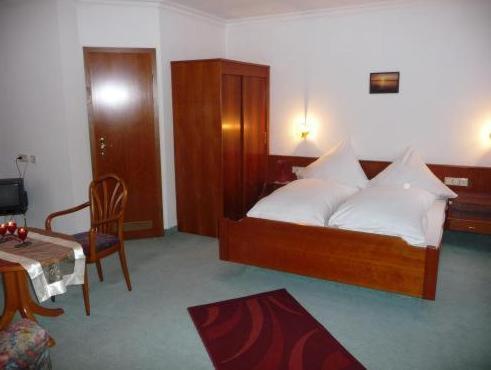 Hotel Hofgarten บาดบูเคา ภายนอก รูปภาพ