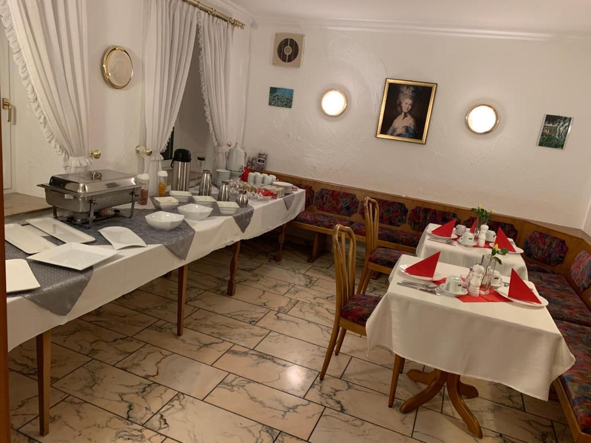 Hotel Hofgarten บาดบูเคา ภายนอก รูปภาพ